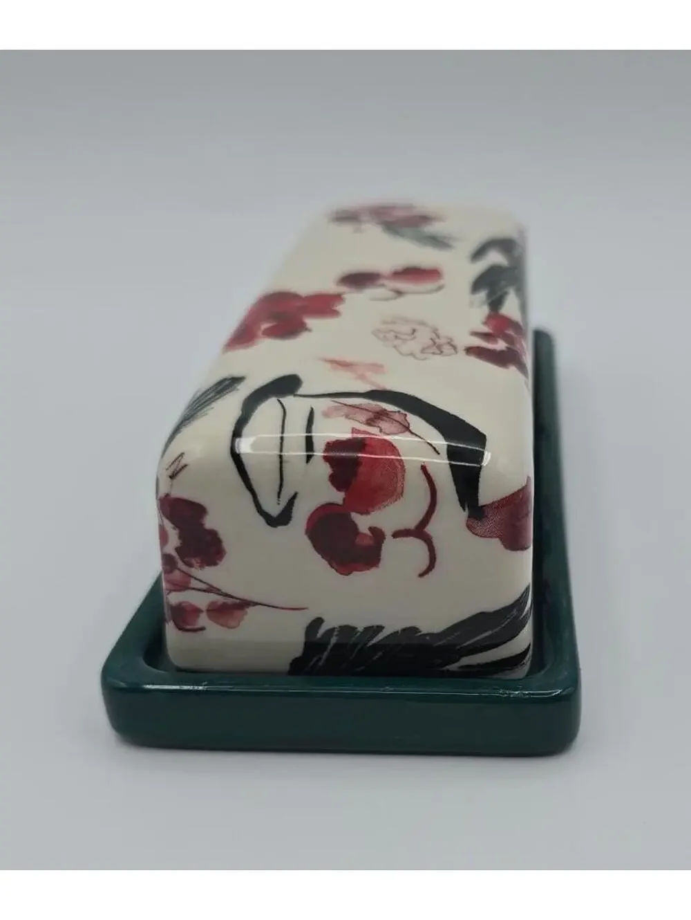 Anthropologie Holly Berry Stoneware Butter Dish Green Base Holiday Kitchen Decor